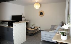 Charmante maisonnette centre nemours